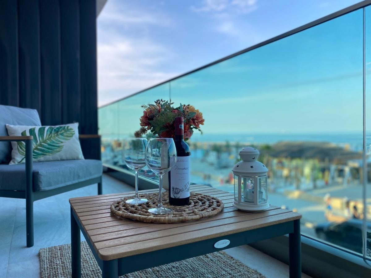 Năvodari Royal Sea View Design Promenada 3 아파트 외부 사진